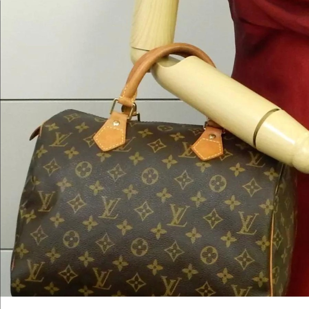 SOLD: Louis Vuitton Speedy 30